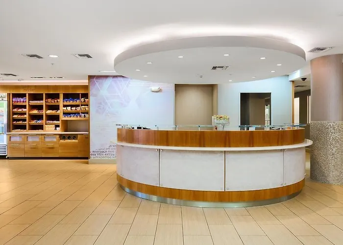 Hotel Springhill By Marriott 3*