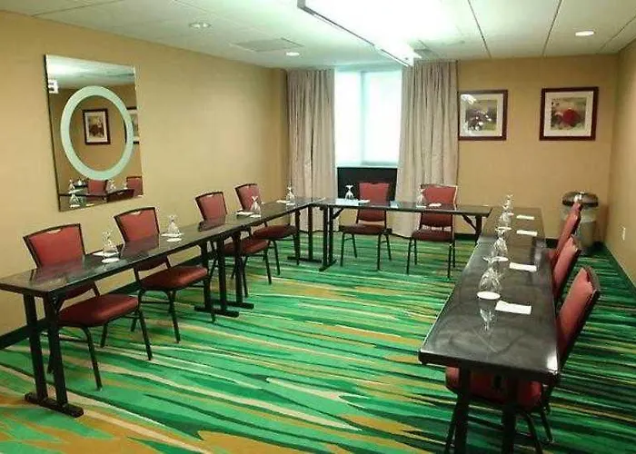 Springhill By Marriott 3*