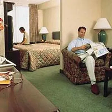 Springhill By Marriott Hotel 3*